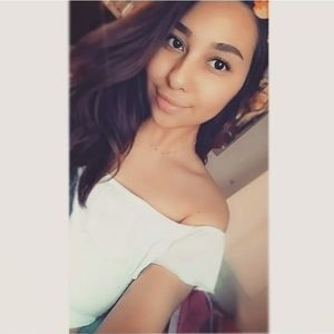 Meet your Posher, Candy